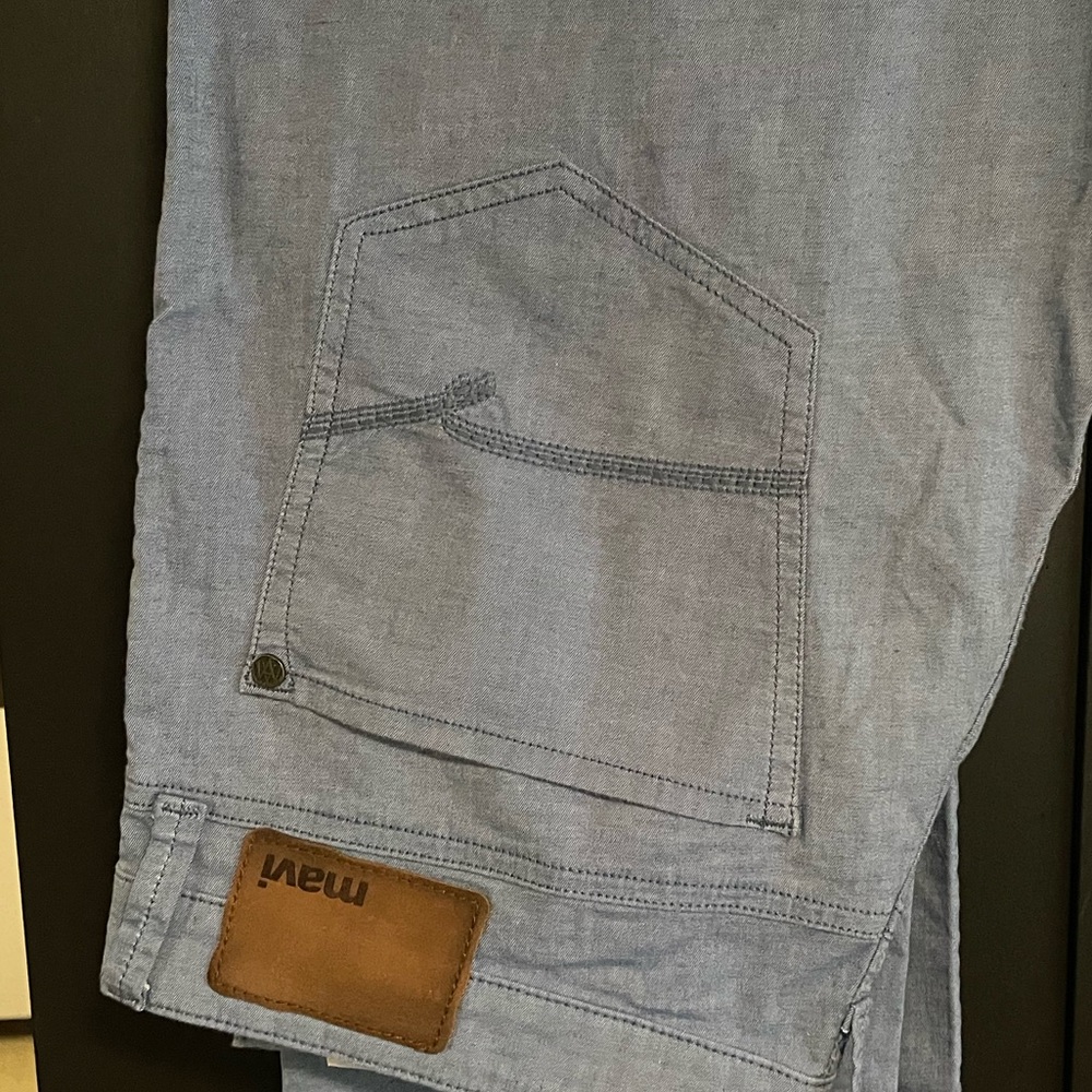 Navi Jeans